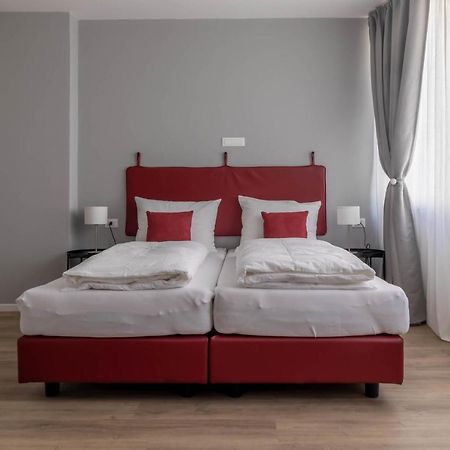 Apartments Iris Μεράνο Εξωτερικό φωτογραφία