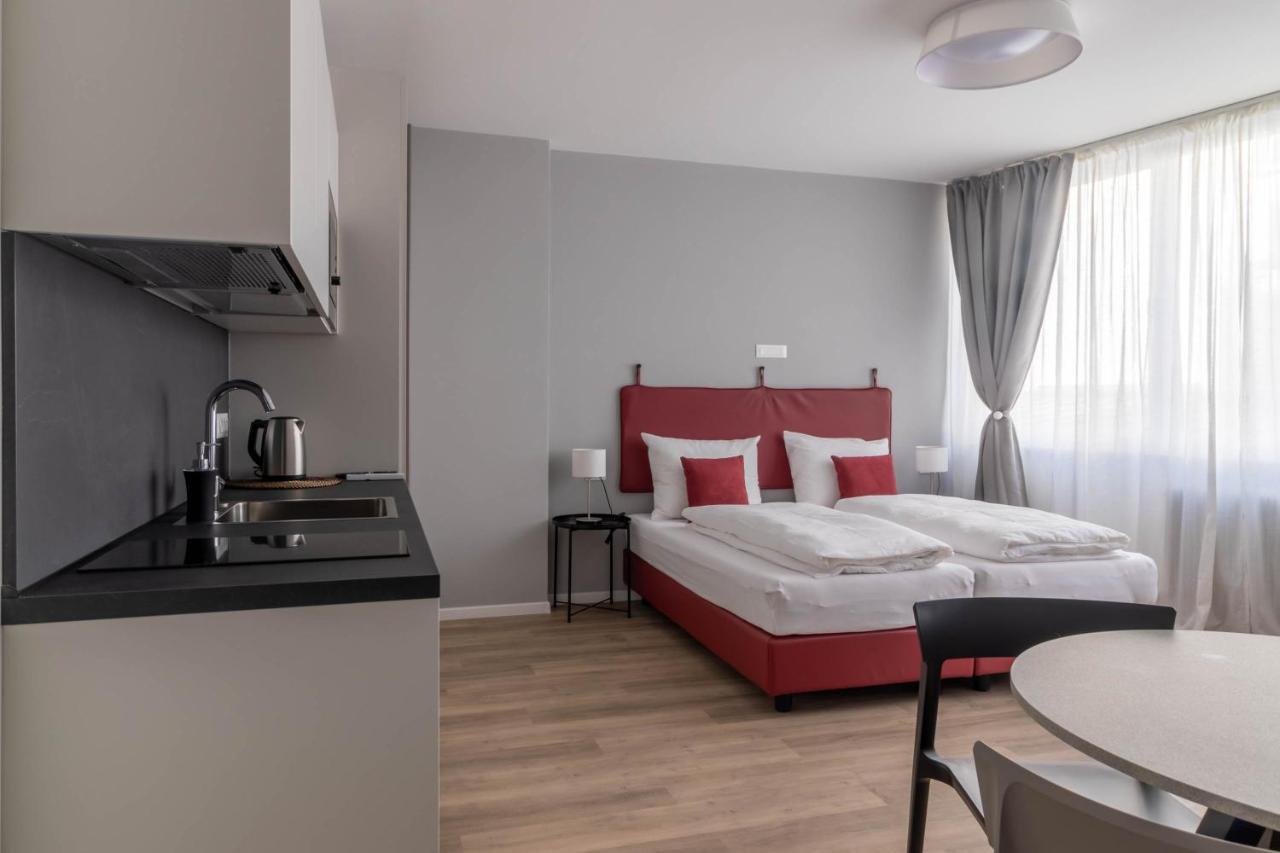 Apartments Iris Μεράνο Εξωτερικό φωτογραφία