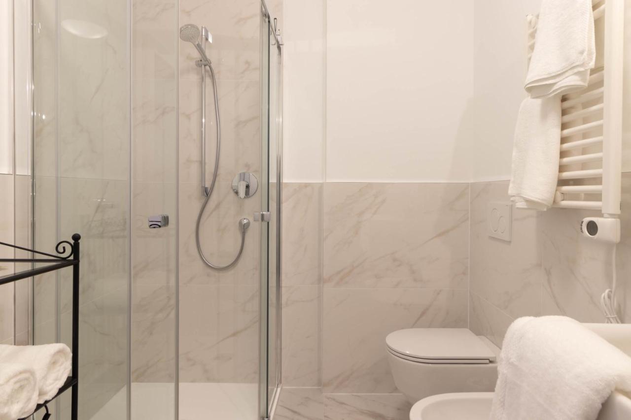 Apartments Iris Μεράνο Εξωτερικό φωτογραφία