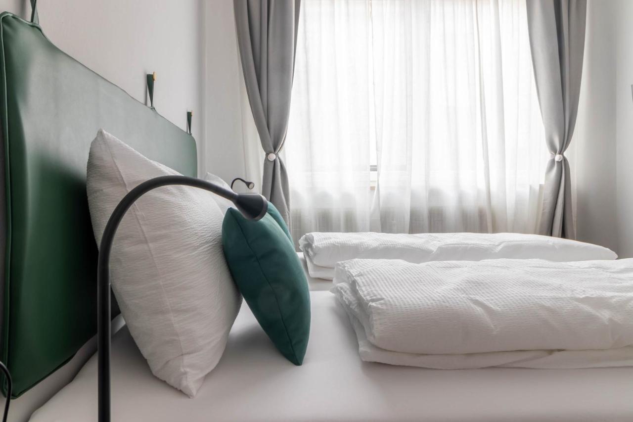 Apartments Iris Μεράνο Εξωτερικό φωτογραφία